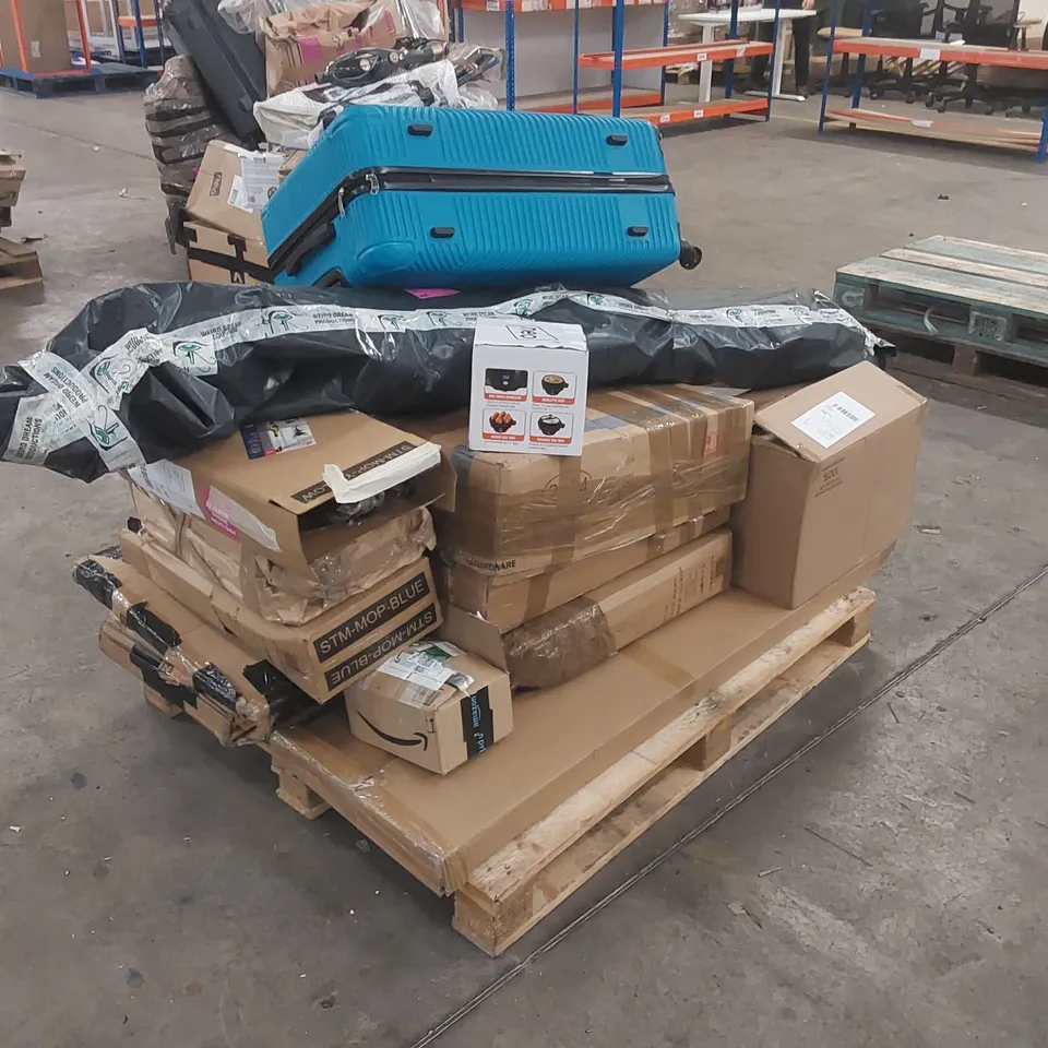 PALLET OF ASSORTED CONSUMER PRODUCT/FURNITURE PARTS ECT