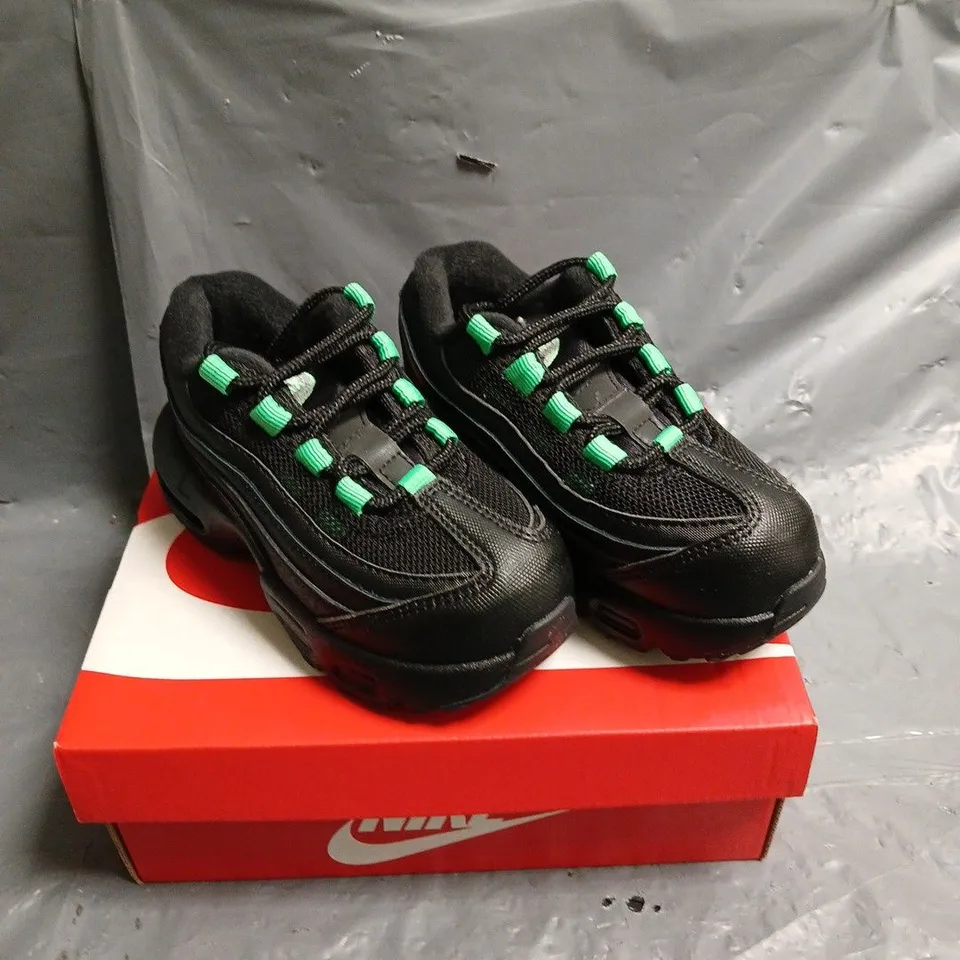 BOXED PAIR OF NIKE AIR MAX 95 RECRAFT TRAINERS - CHILDRENS 10 