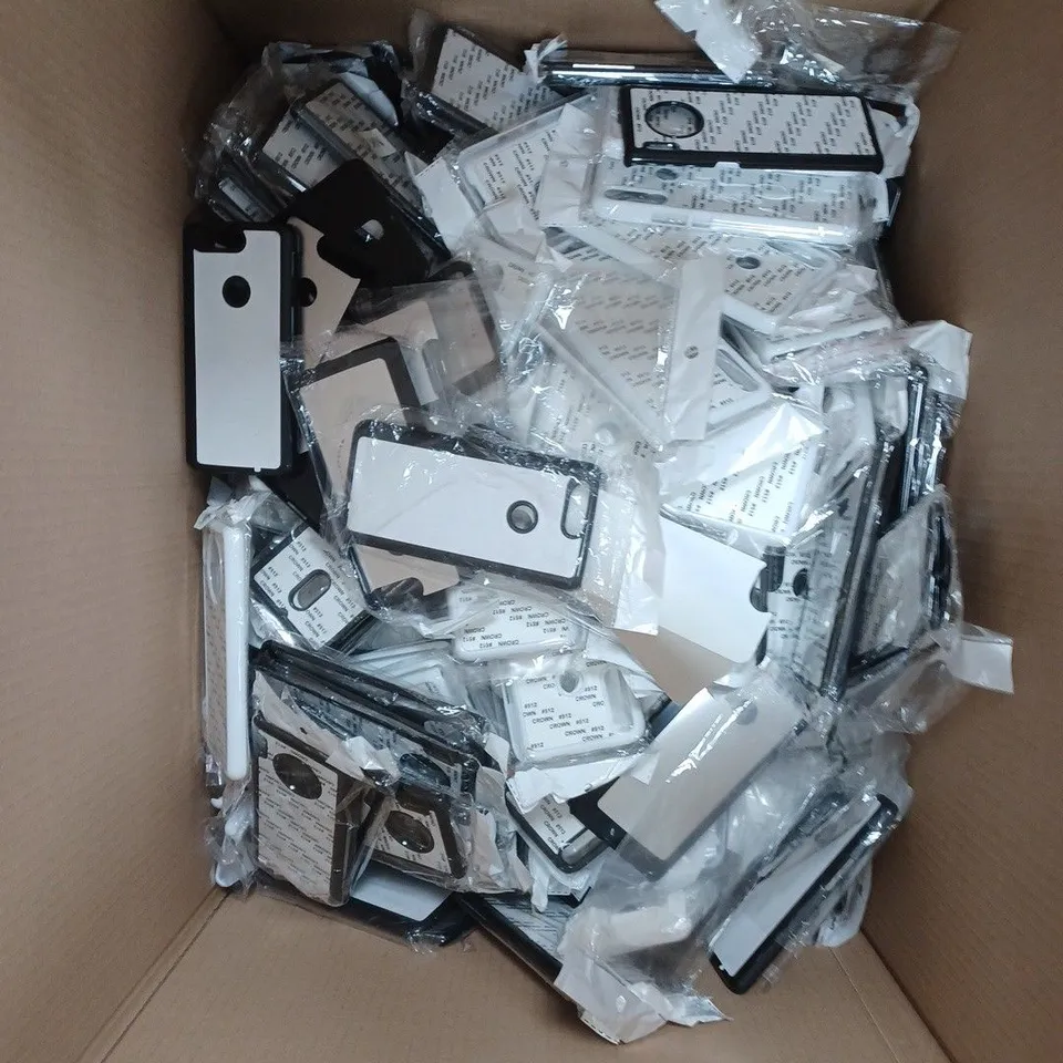 APPROXIMATELY 80 ASSORTED SMARTPHONE REAR COVERS FOR VARIOUS MODELS 