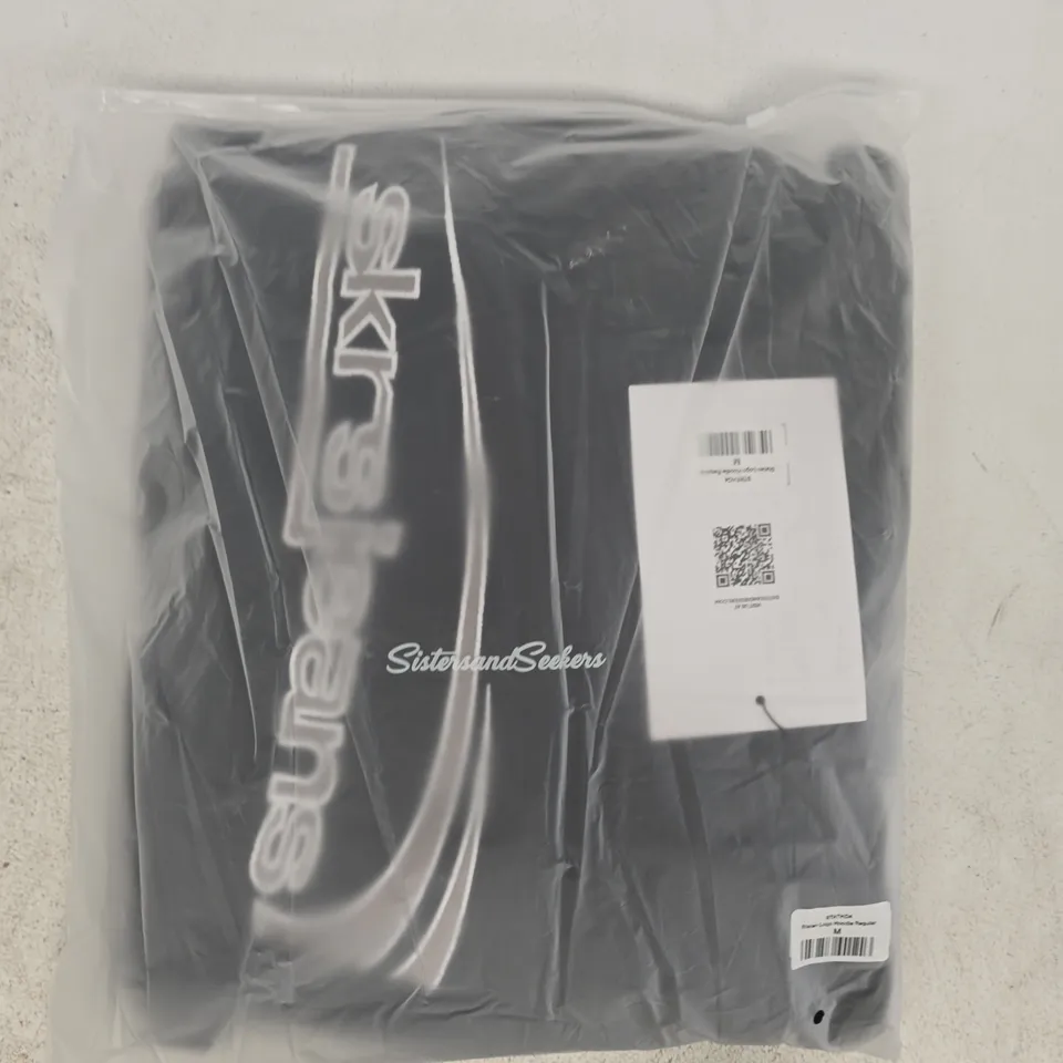 BAGGED SISTERS AND SEEKERS STATEN LOGO HOODIE REGULAR IN BLACK SIZE MEDIUM