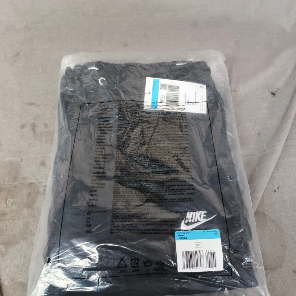 NIKE MEN'S BLACK JOGGERS– SIZE M (MEDIUM)