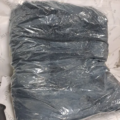 PACKAGED NAVY BLUE LARGE DOG BED