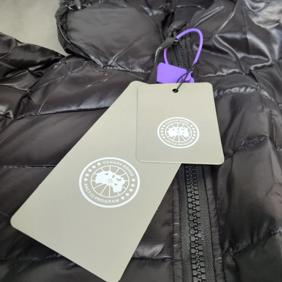 CANADA GOOSE BLACK MEDIUM ZIP UP JACKET WITH TAGS