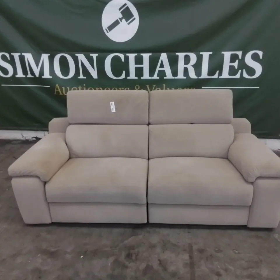 QUALITY DESIGNER 2 SEATER UPHOLSTERED SOFT FABRIC ELECTRIC RECLINING SOFA WITH ADJUSTABLE HEAD RESTS 