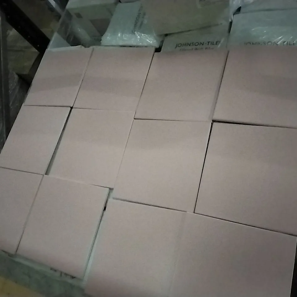 PALLET OF 96 BOXES OF 25 BRAND NEW ASTUCE MAT ROSE 20x20cm TILES - EACH PACK COVERS APPROXIMATELY 1M² (TOTAL APPROX. 96Sq.Metres)