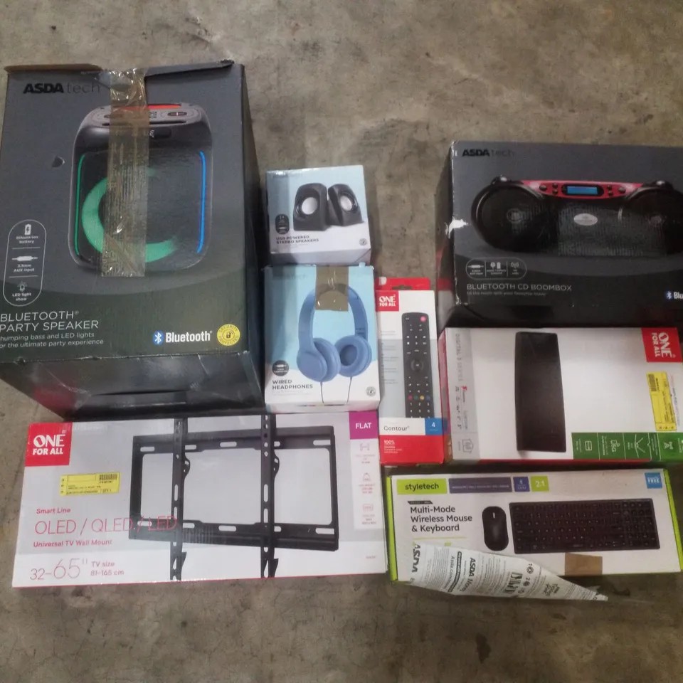 PALLET CONTAINING ASSORTED ELECTRICAL RETURNS INCLUDING BLUETOOTH PARTY SPEAKER, UNIVERSAL TV WALL MOUNT, WIRED HEADPHONES, UNIVERSAL REMOTE & AERIAL