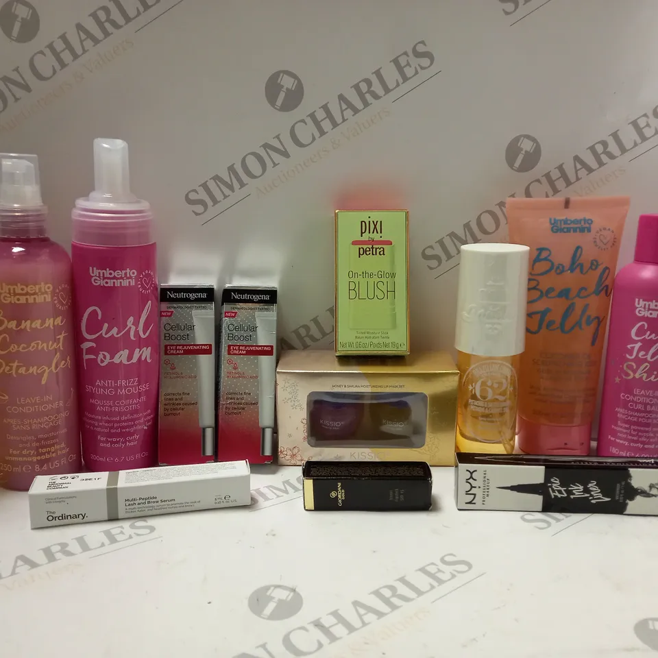 BOX OF APPROX 10 ASSORTED BEAUTY PRODUCTS TO INCLUDE NEUTROGENA CELLULAR BOOST EYE REJUVENATING CREAM, PIXI BY PETRA ON-THE-GLOW-BLUSH, THE ORDINARY LASH AND BROW SERUM, ETC 