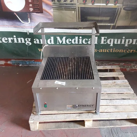 SYNERGY SG630 COMMERCIAL GAS GRILL