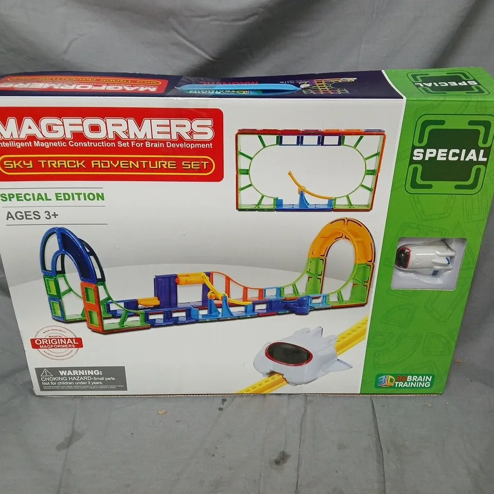 MAGFORMERS SKY TRACK ADVENTURE SET – SPECIAL EDITION (AGES 3+)