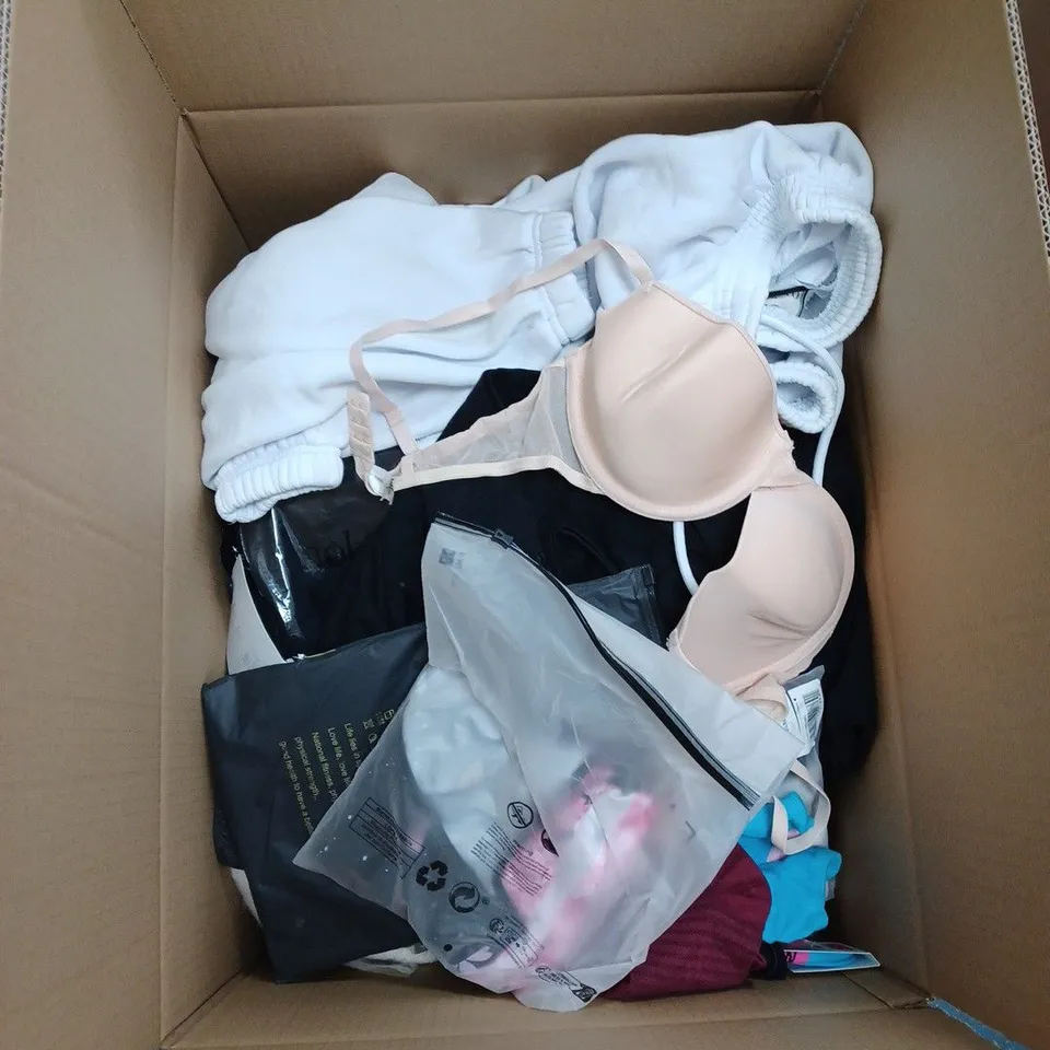 BOX OF ASSORTED CLOTHING ITEMS TO INCLUDE SOCK'S, TOPS, JOGGERS ETC 