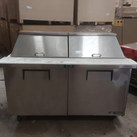 TRUE COMMERCIAL DOUBLE DOOR PREP COUNTER FRIDGE TSSU-60-24M-B-ST