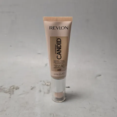 BOX OF APPROXIMATELY 40 REVLON CANDID NATURAL FINISH FOUNDATION 220