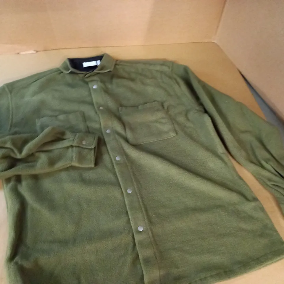 ASOS DESIGN OVERSIZED FLEECE SHIRT IN KHAKI - M