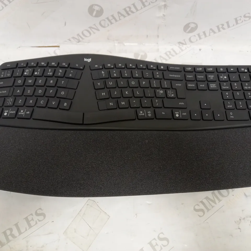 LOGITECH ERGO K860 WIRELESS ERGONOMIC KEYBOARD