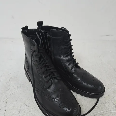 LASCANA BLACK LEATHER LACE-UP COMBAT BOOTS - UK 8