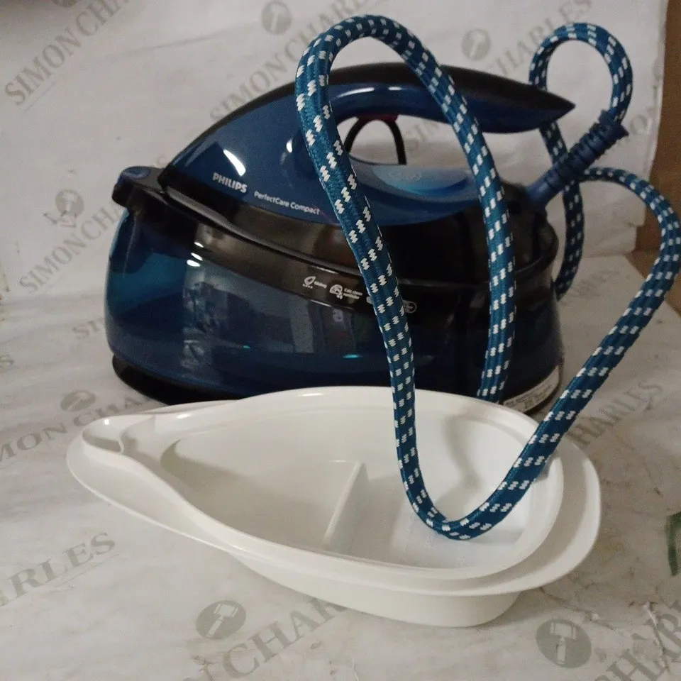 PHILIPS PERFECTCARE COMPACT STEAM GENERATOR IRON