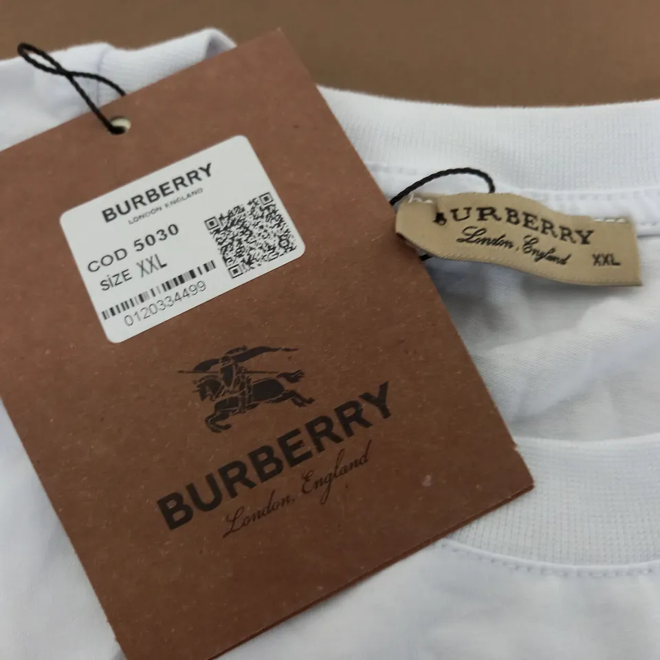 BURBERRY WHITE T-SHIRT - XXL