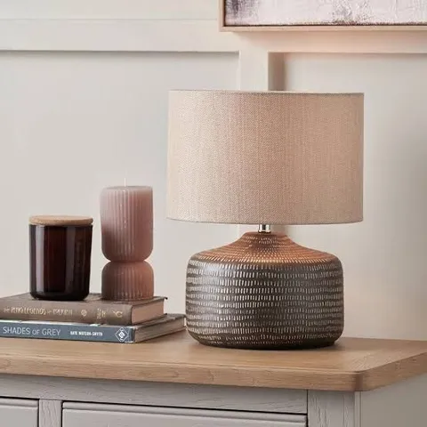 BOXED COMPLETE WITH SHADE TABLE LAMPS