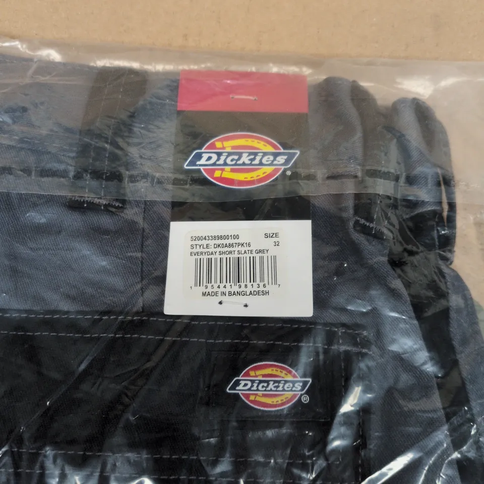 DICKIES EVERYDAY SHORT SLATE GREY – UK 32