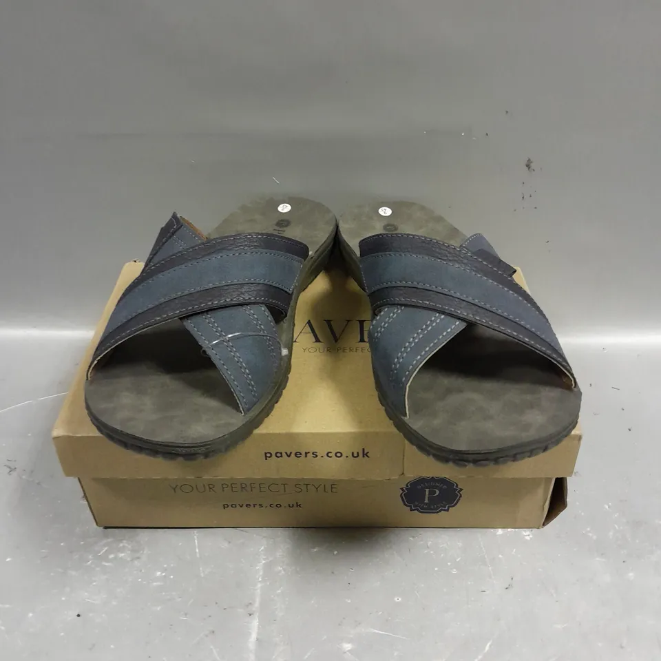 BOXED PAIR OF PAVERS DENIM STYLE SLIP ON SANDALS - 9