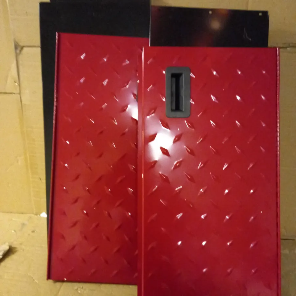 HILKA GARAGE WALL CABINET