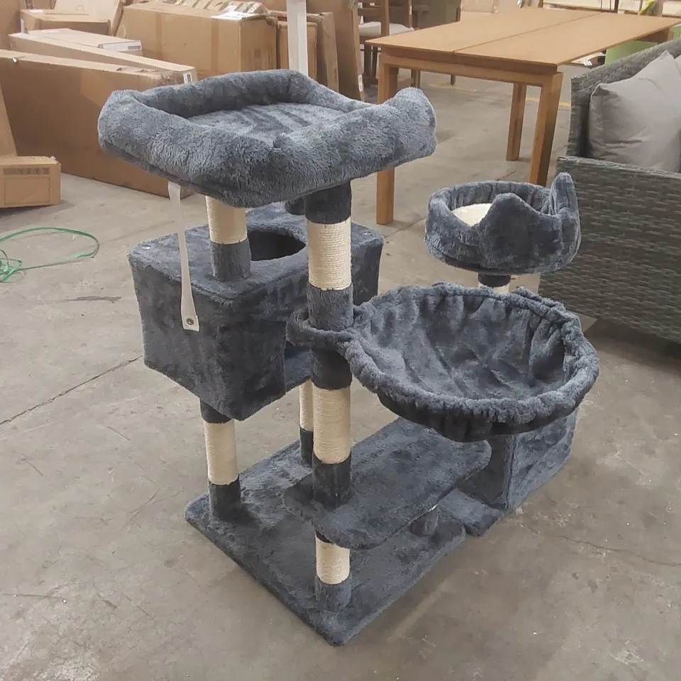 LARGE FLUFFY MULTI-LAYER CAT TREE WITH SCRATCH POSTS