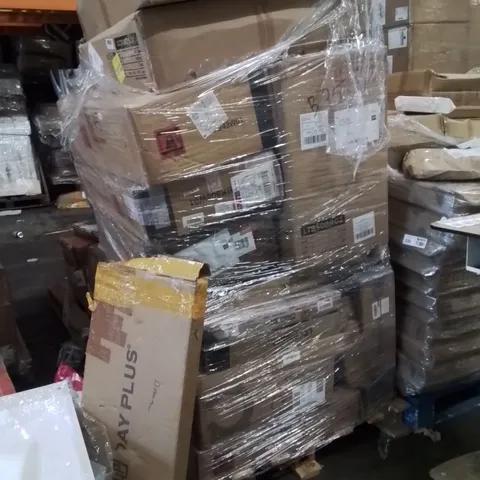 PALLET OF ASSORTED HOUSEHOLD GOODS AND PRODUCTS TO INCLUDE;HALL TREE,SUN LOUNGER,STORAGE CABINET 