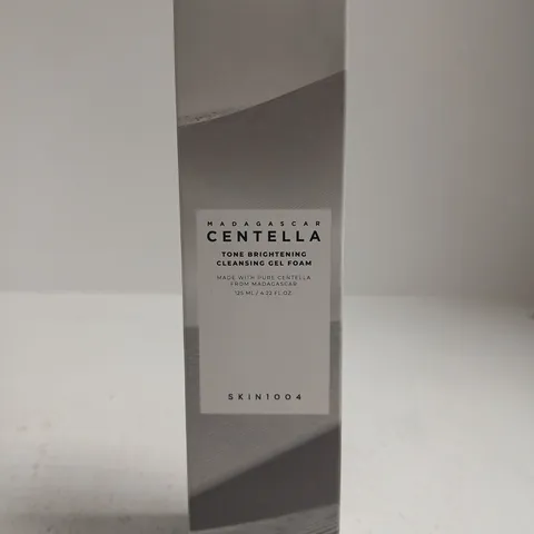 SKIN1004 MADAGASCAR CENTELLA TONE BRIGHTENING CLEANSING GEL FOAM β 125 ML