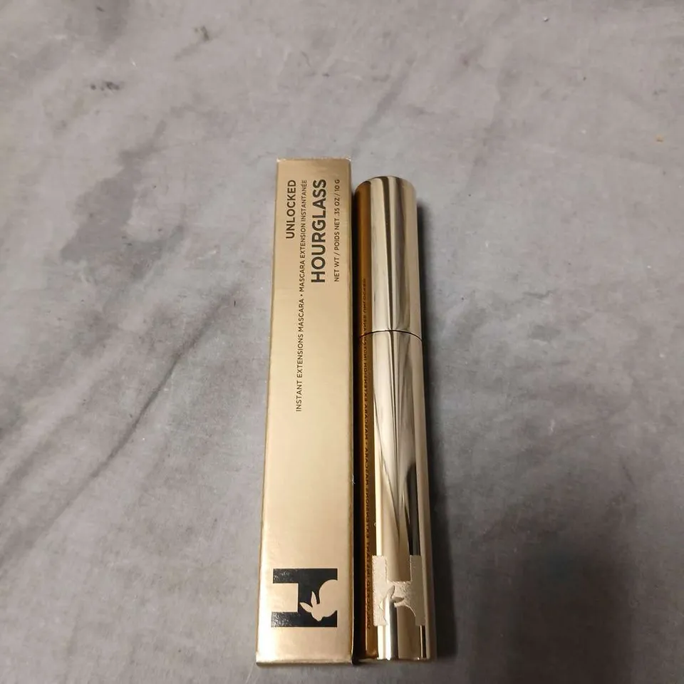 HOURGLASS UNLOCKED MASCARA – INSTANT EXTENSIONS MASCARA - ULTRA BLACK