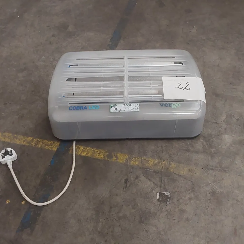 COBRA LED COMMERCIAL ELECTRIC FLY KILLER