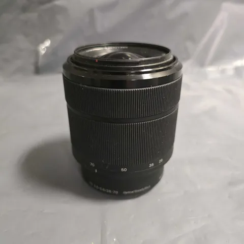 UNBOXED SONY FE 3.5 - 5.6/28-70 - SEL2870 CAMERA LENS