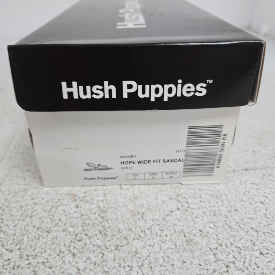 HUSH PUPPIES WOMEN'S GOLD HOPE WIDE-FIT SANDALS – BOXED UK 5