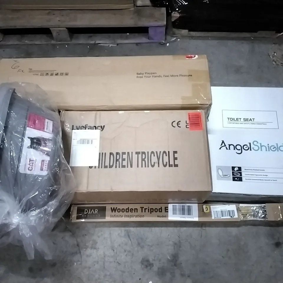 PALLET CONTAINING ASSORTED PRODUCTS INCLUDING TOILET SEAT, WOODEN TRIPOD, CHILDREN'S TRICYCLE, BABY PLAYPEN & CAT LITTER BOX