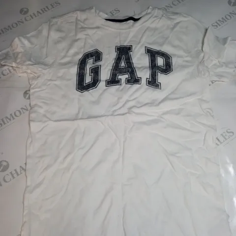 GAP GRAPHIC T-SHIRT SIZE XL