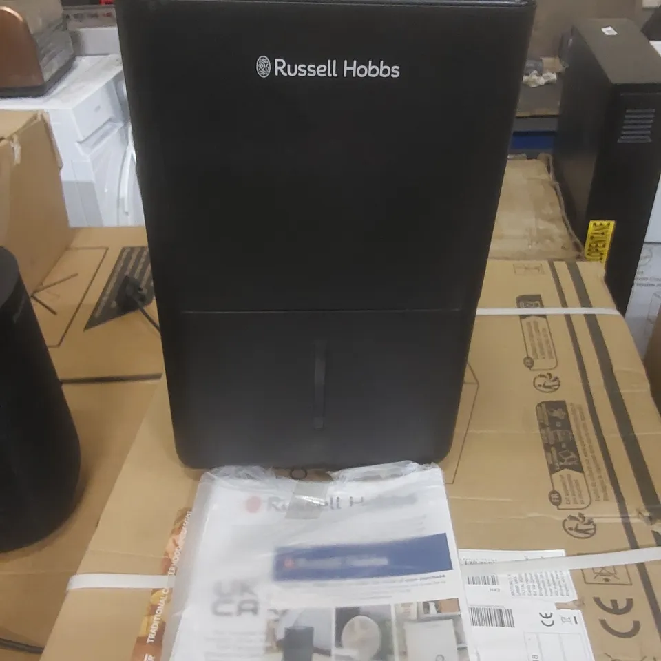 BOXED RUSSELL HOBBS RHDH1002B BLACK DEHUMIDIFIER 10L
