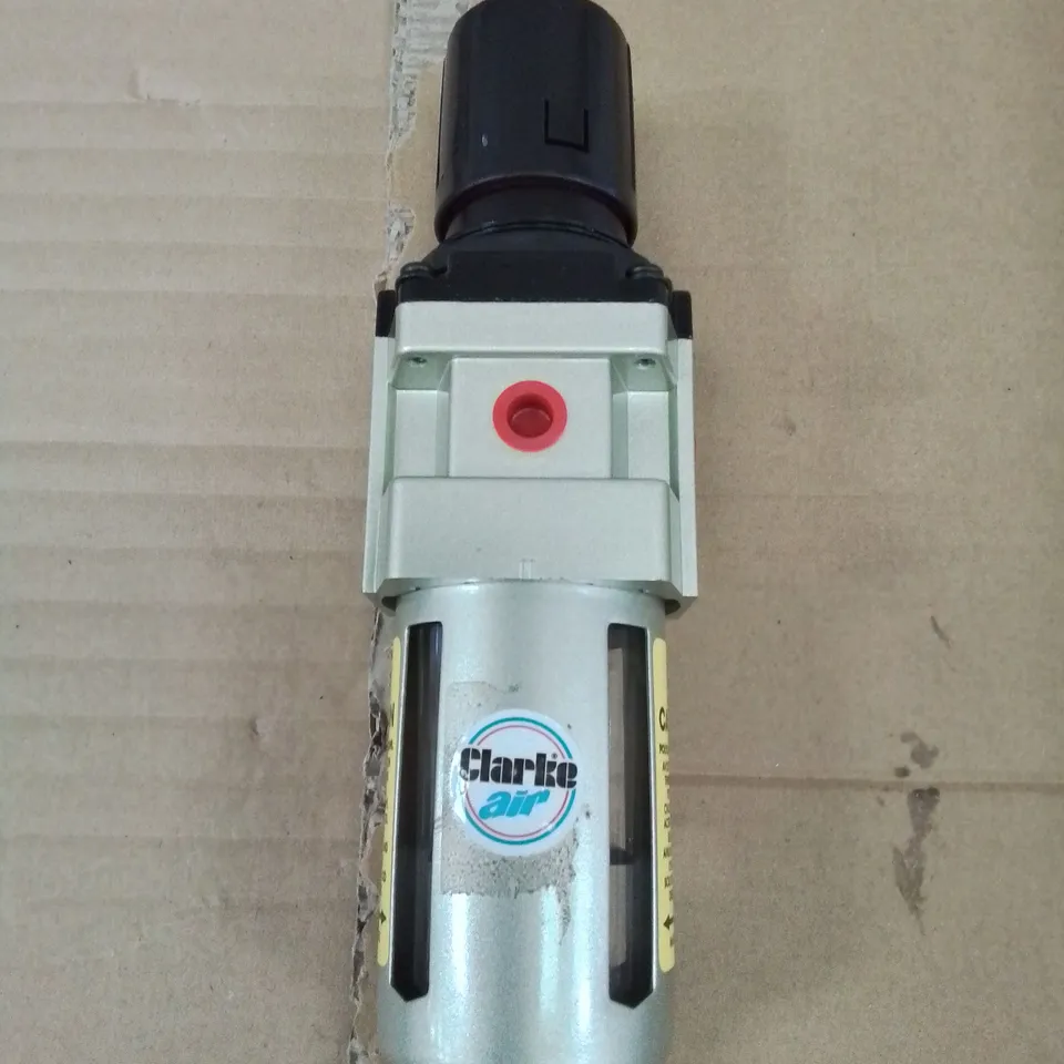 CLARKE AIR 1/2" BSP AIR FILTER REGULATOR