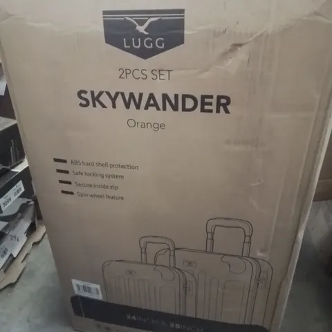 BOXED 2PCS SET SKYWANDER HARD SHELL LUGGAGE CASES IN ORANGE