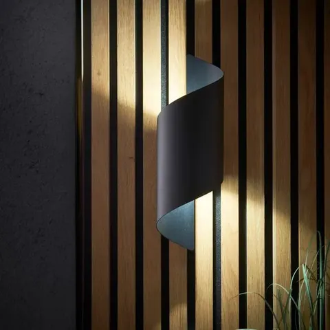 BOXED CADEN TWIST MODERN 2 LIGHT WALL LIGHT