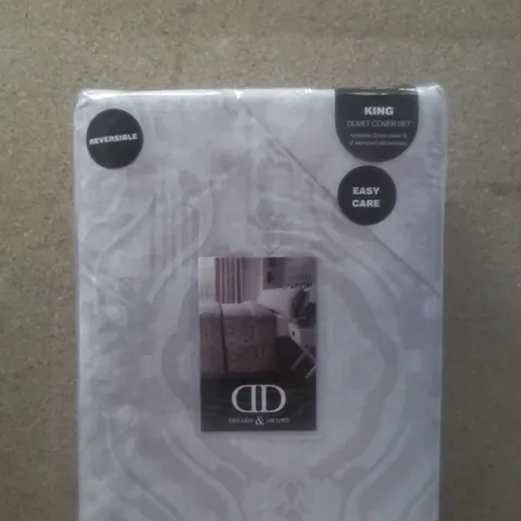 BRAND NEW DREAMS & DRAPES KINGSIZE DUVET SET - BLUSH PINK