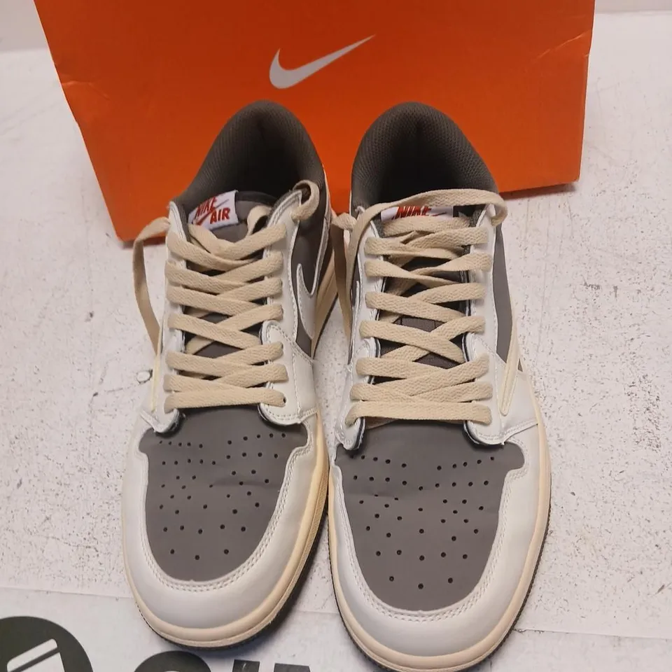 NIKE TRAINERS – MEN'S, UK 11