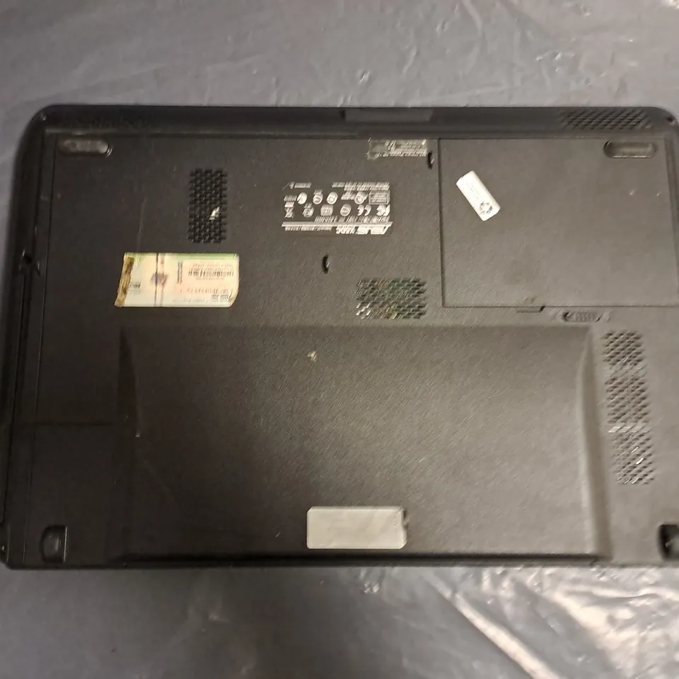 ASUS X5DC LAPTOP IN BLACK