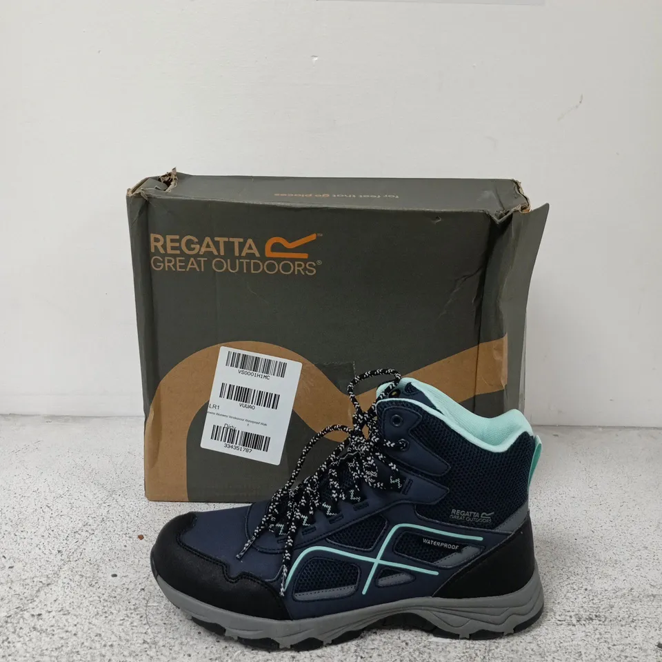 REGATTA WOMEN'S VENDEAVOUR WATERPROOF WALKING BOOT - NAVY SIZE UK 8