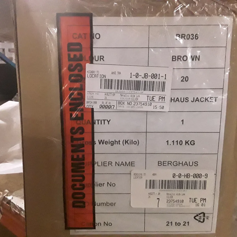 BOXED BRAND NEW JDWILLIAMS DENIM METALLIC WIDE JEANS SIZE 26 SILVER COLOUR APPROXIMATELY 7 PIECES