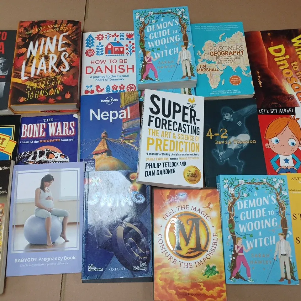 LARGE QUANTITY OF ASSORTED BOOKS TO INCLUDE COLLECTORS CAR MANUALS, WORLD WAR TWO SONGS AND VARIOUS CHILDRENS BOOKS