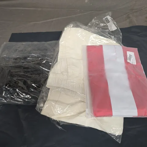 BOX OF APROX 20 ASSORTED ITEMS OF CLOTHING IN DIFFERENT SIZES, STYLES AND COLOURS - COLLECTION ONLY 