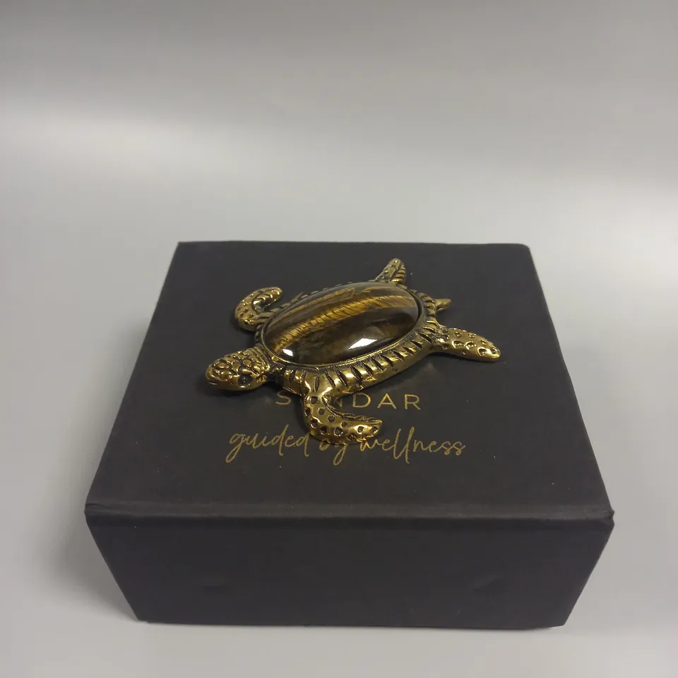 BOXED SUNDAR TURTLE GEMSTONE 