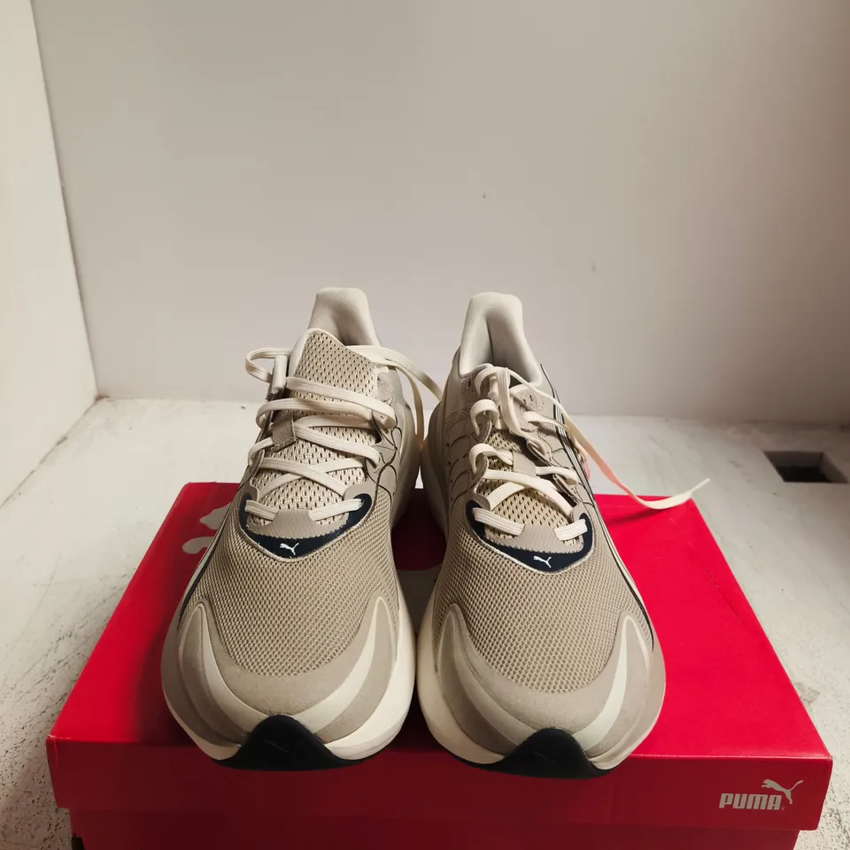 BOXED PAIR OF PUMA PULSE PRO SNEAKERS – UK 9 