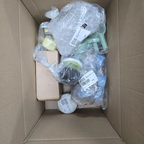 BOX OF APPROXIMATELY 12 ASSORTED ITEMS TO INCLUDE: POUR AND STORE BAG CLIPS 