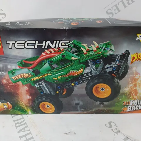 BOXED LEGO TECHNIC MONSTER JAM DRAGON TRUCK - 42149