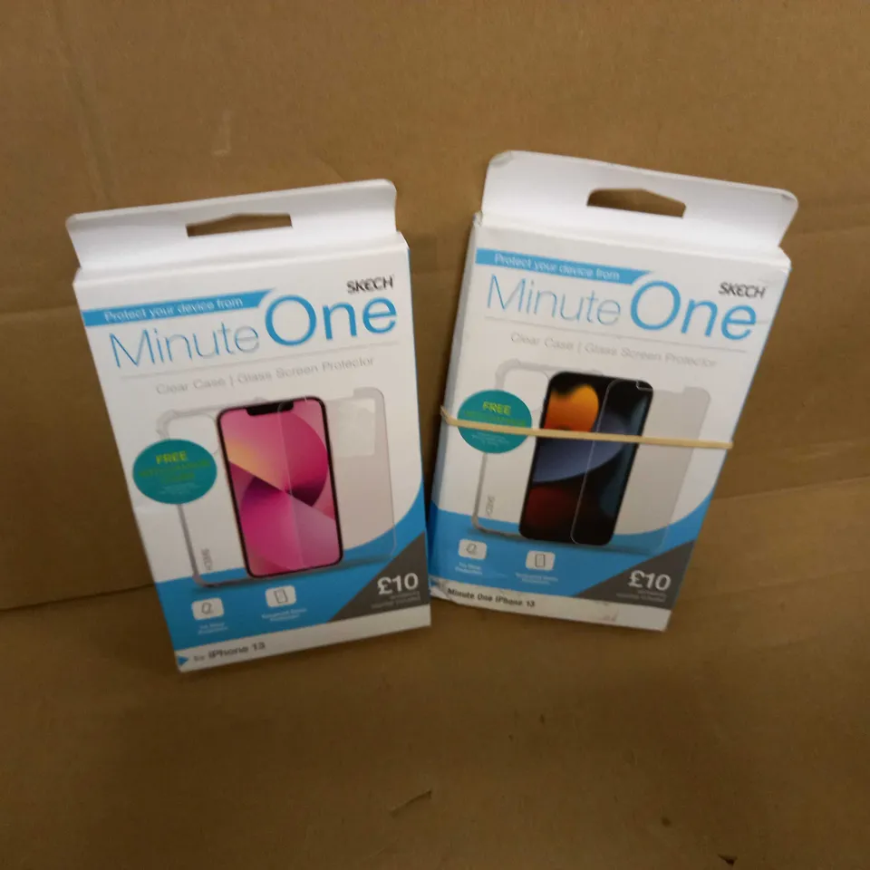 BOX OF APPROXIMATELY 25 ASSORTED SKECH MINUTE ONE CLEAR PHONE CASES 